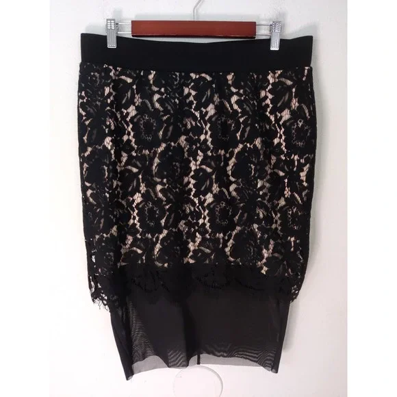 Torrid Black & Nude Lined Floral Lace w/ Chiffon Hem Skirt Size Large or 0X - Picture 3 of 10